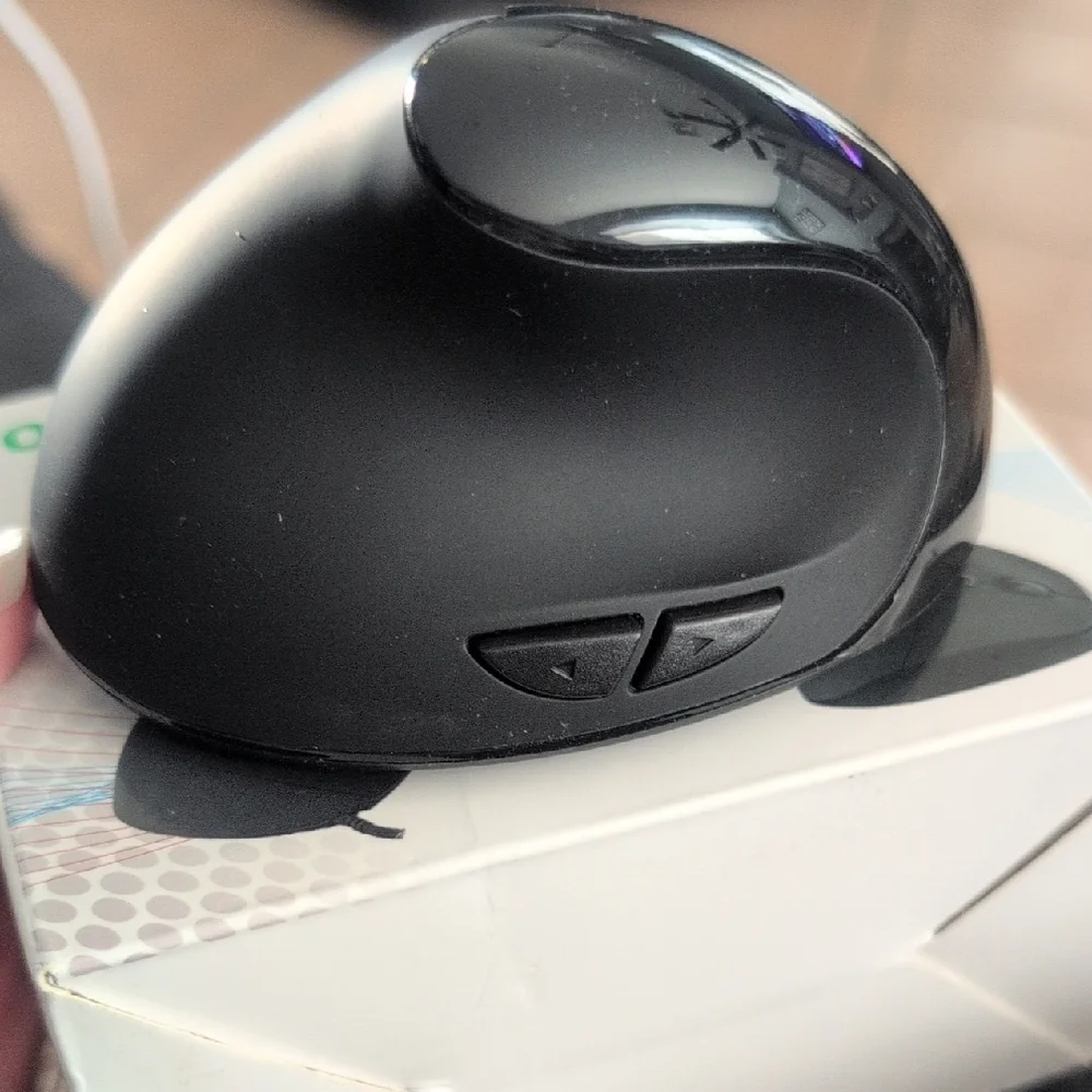 Ergonomic Black Wireless Mouse- Left-handed